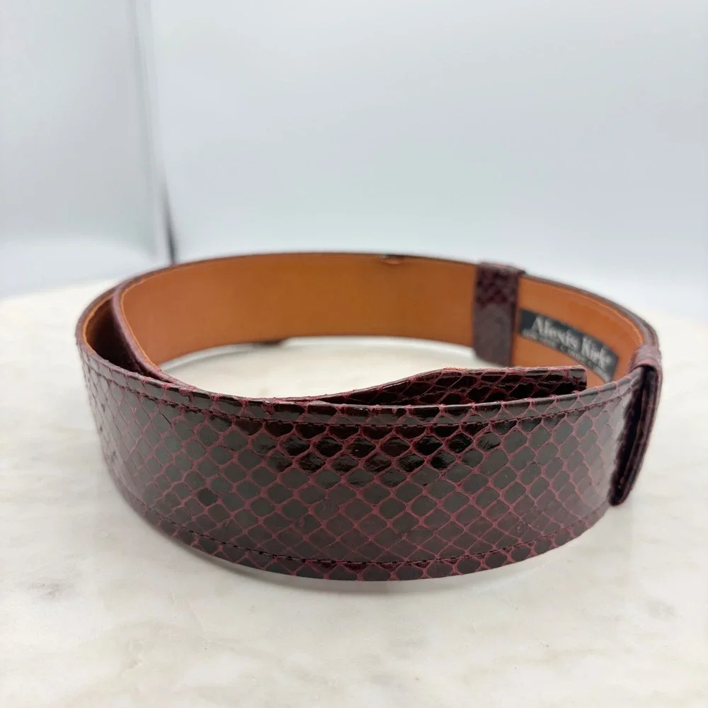 Alexis Kirk Reptile Belt Womens M Burgundy Snakeskin Vintage Waist Cinch 80s 90s